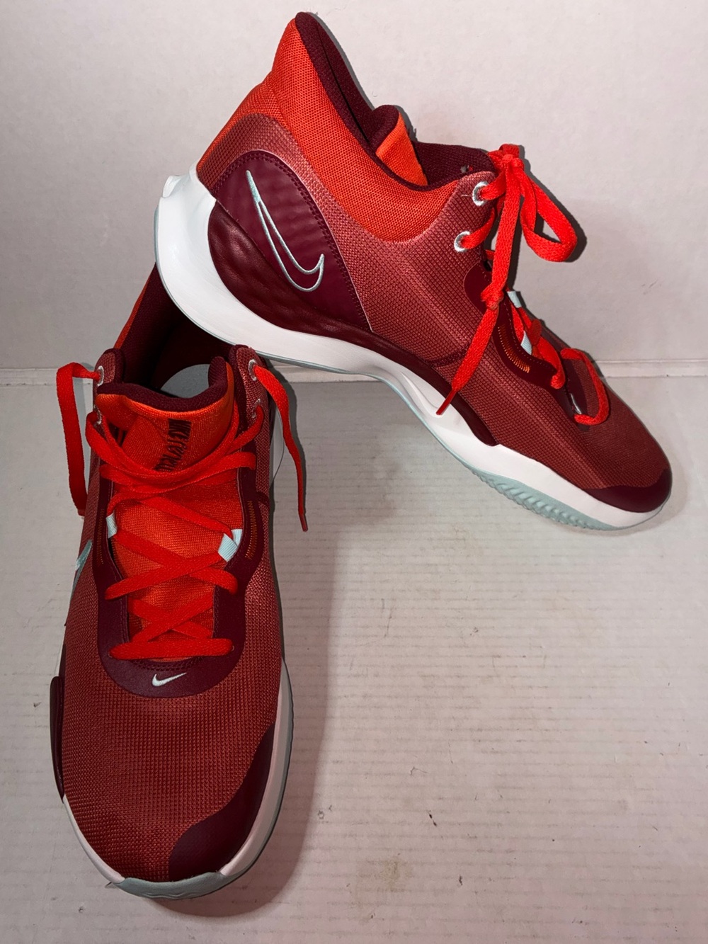 NWOB EUC Nike Renew Elevate 3 Picante Red Sz 18